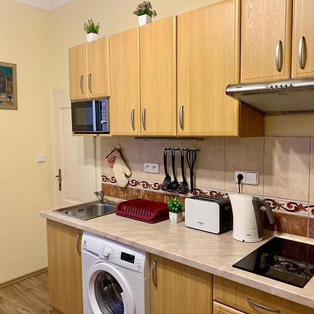 Romanceart Apartments Карловы Вары Экстерьер фото
